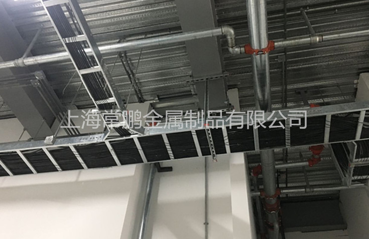 镀锌梯式桥架